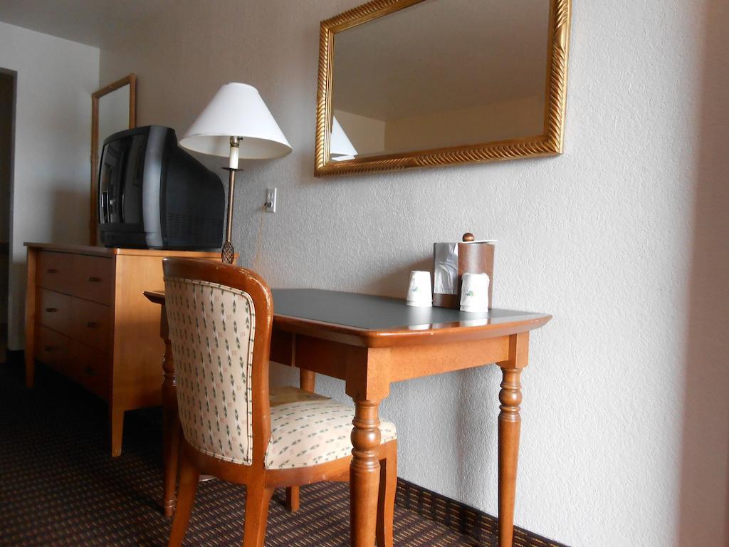 Rodeway Inn Phoenix North I-17 Exteriör bild