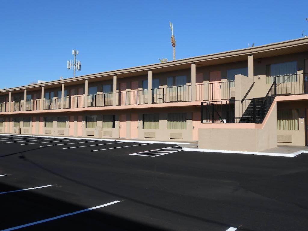Rodeway Inn Phoenix North I-17 Exteriör bild