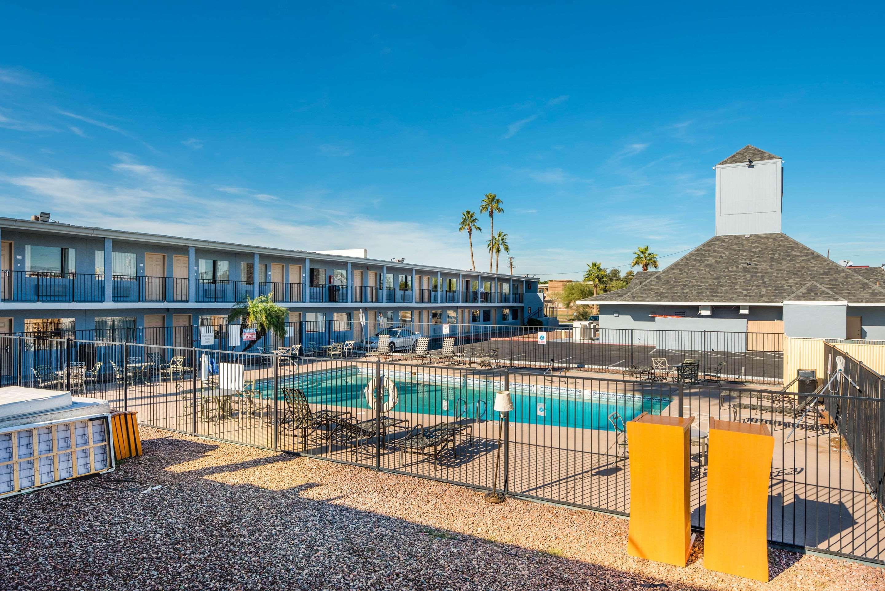 Rodeway Inn Phoenix North I-17 Exteriör bild