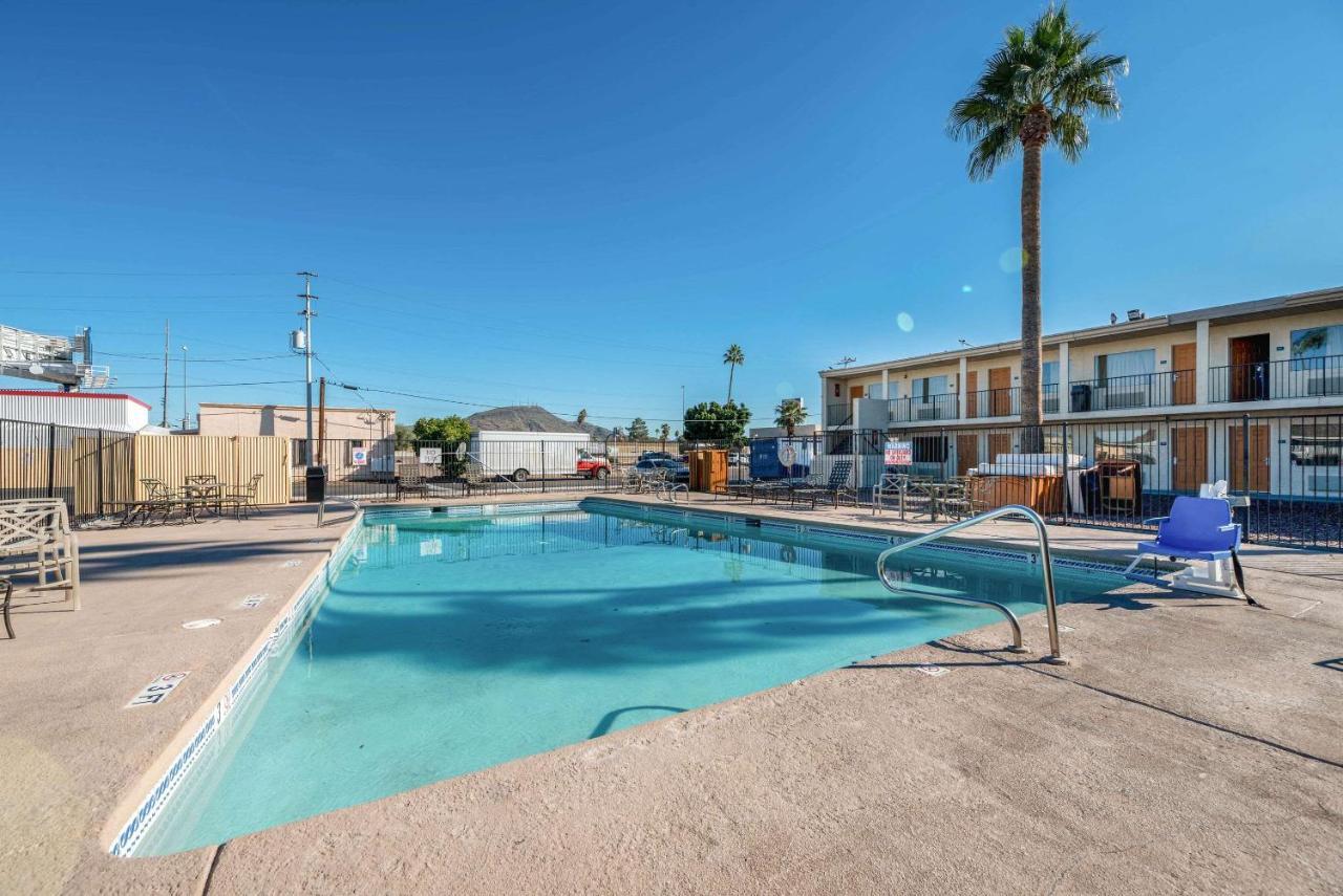 Rodeway Inn Phoenix North I-17 Exteriör bild