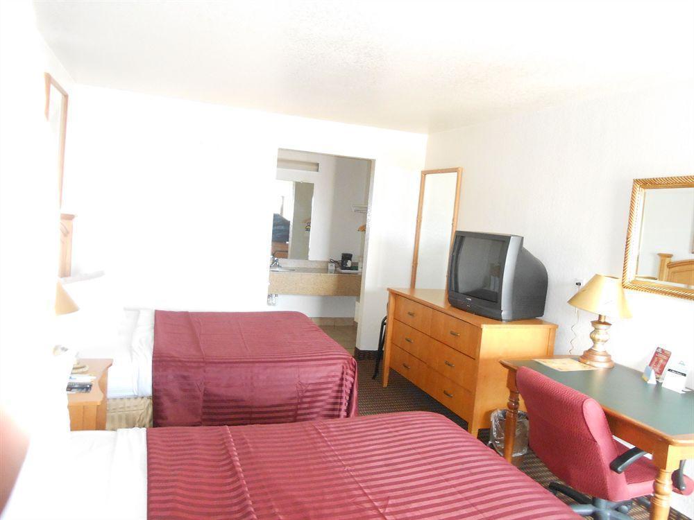 Rodeway Inn Phoenix North I-17 Exteriör bild